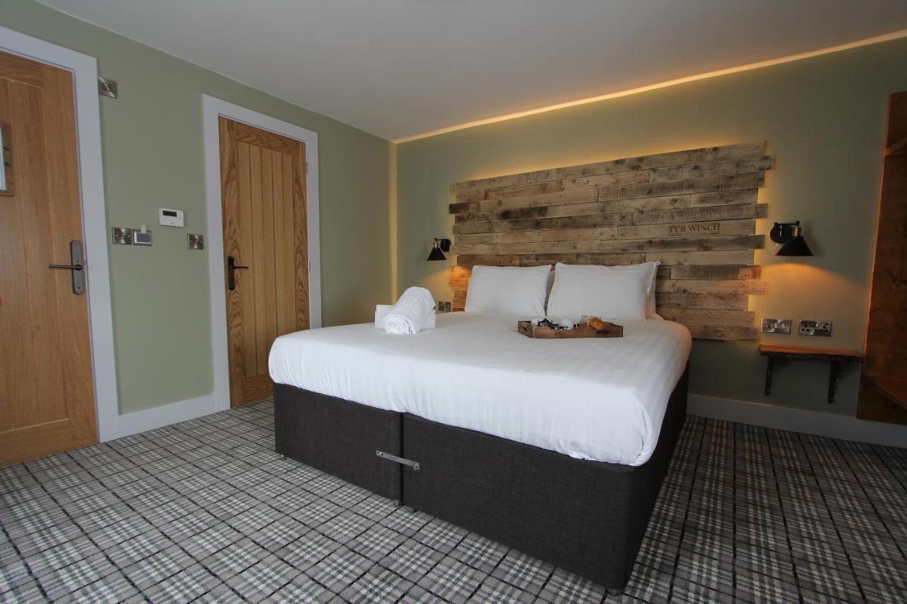Tyr Winch Hotel Cardiff Exterior foto