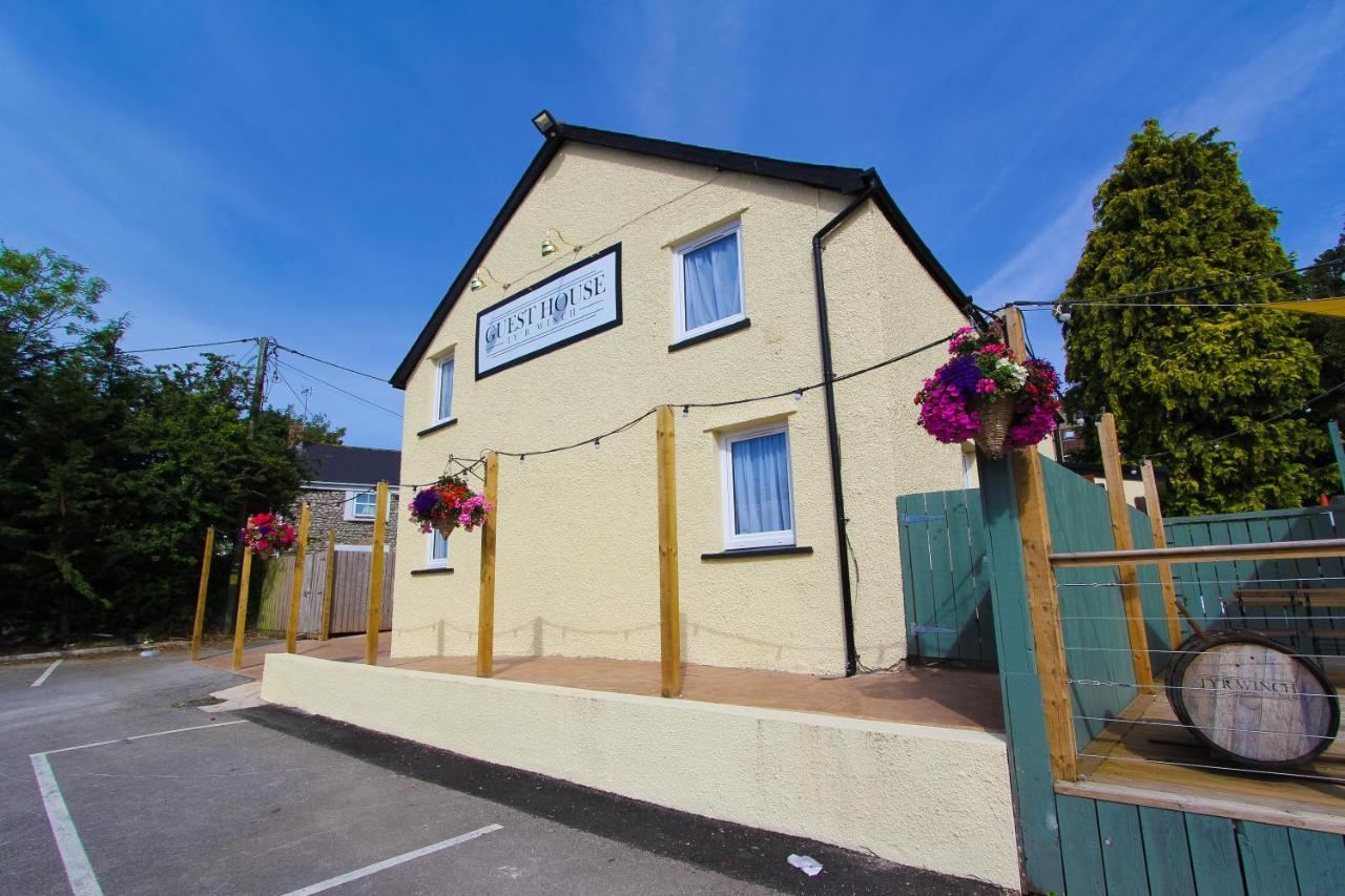 Tyr Winch Hotel Cardiff Exterior foto